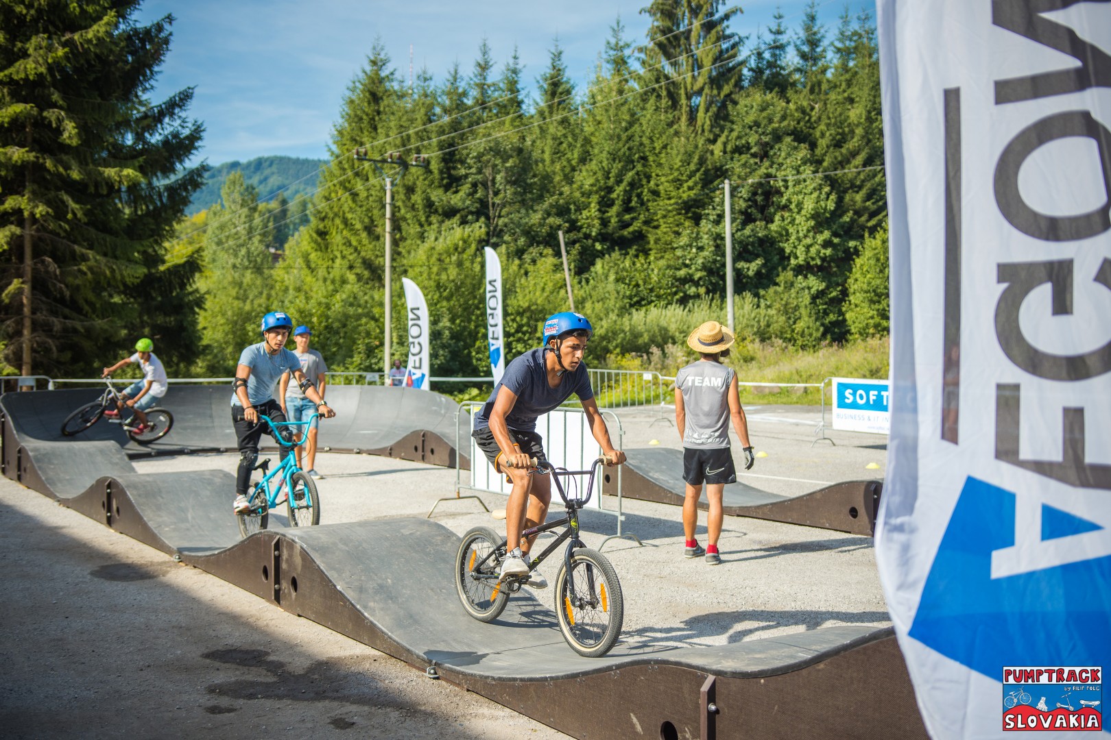 https://www.pumptrack.sk/2021/wp-content/uploads/2017/03/LMP_0002.jpg